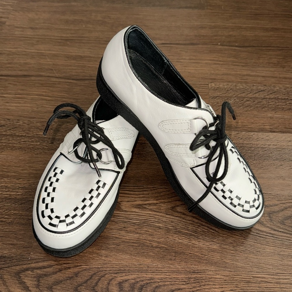 Aldo white and black platform loafers